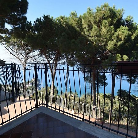 Alba Tra I Pini B&B 체팔루 외부 사진