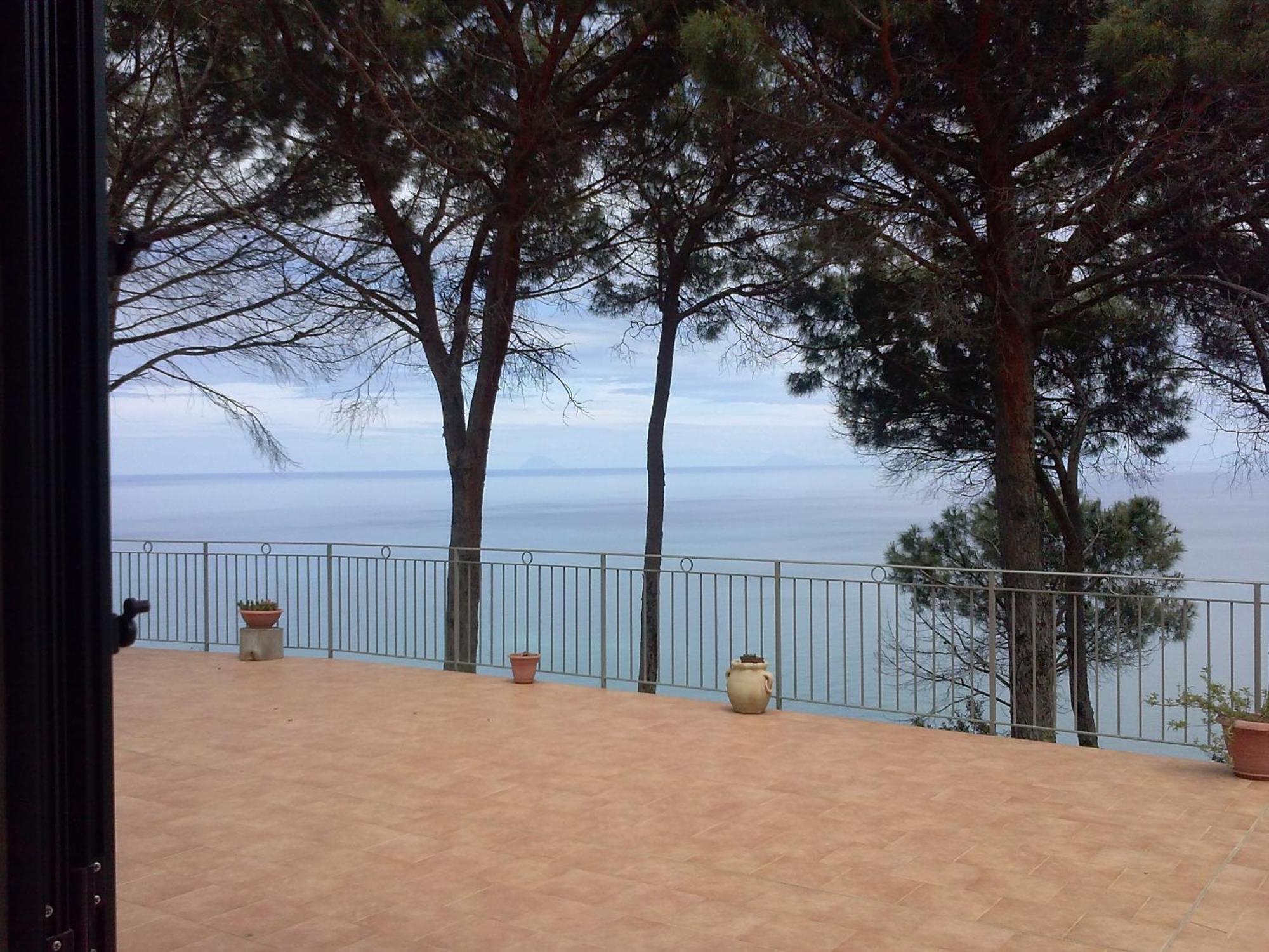 Alba Tra I Pini B&B 체팔루 객실 사진