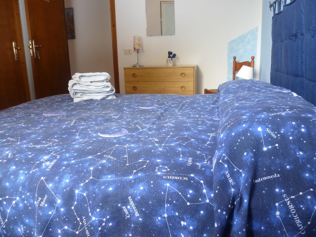 Alba Tra I Pini B&B 체팔루 객실 사진