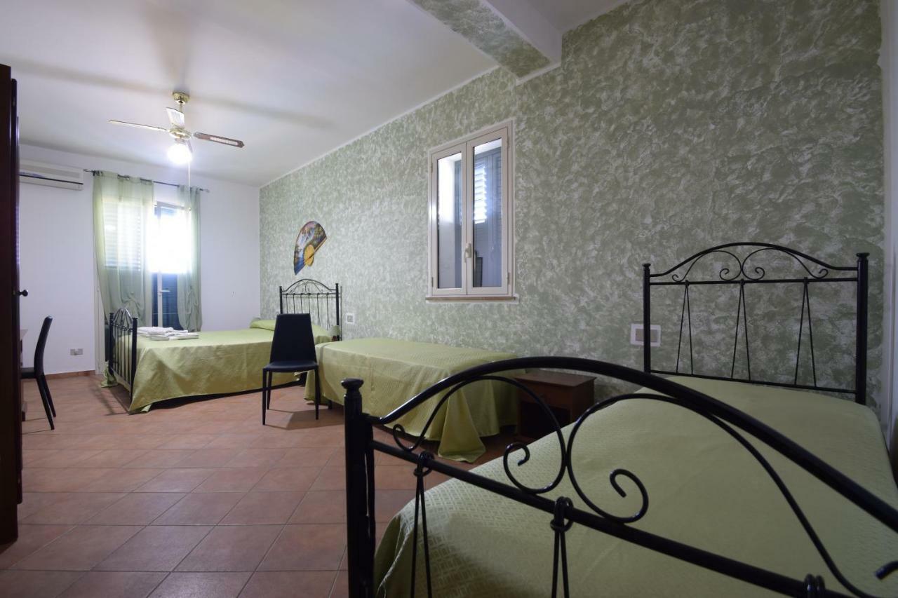 Alba Tra I Pini B&B 체팔루 외부 사진
