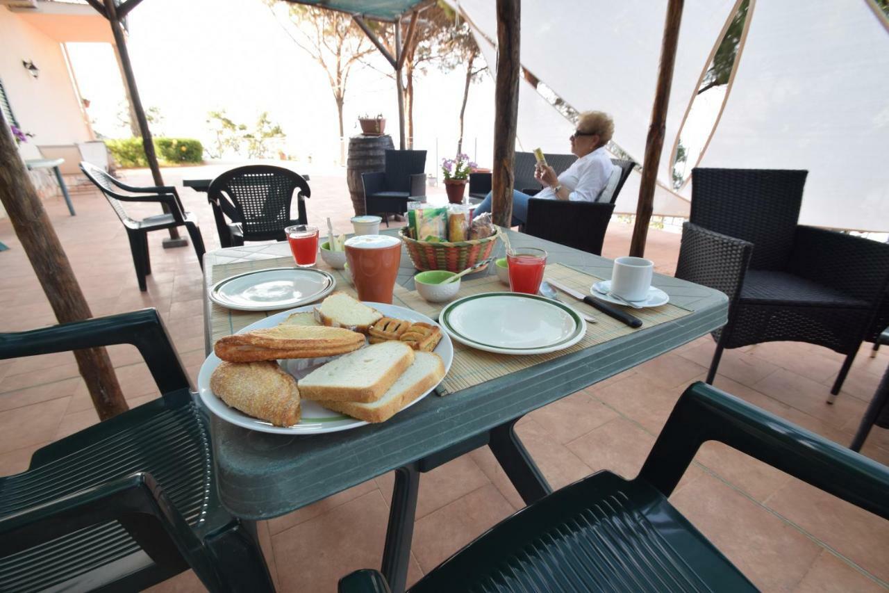 Alba Tra I Pini B&B 체팔루 외부 사진